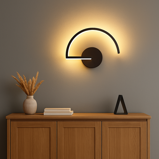 ArcGlow Lamp – Contemporary Curved Aluminum Wall Light | Minimalist LED Illumination