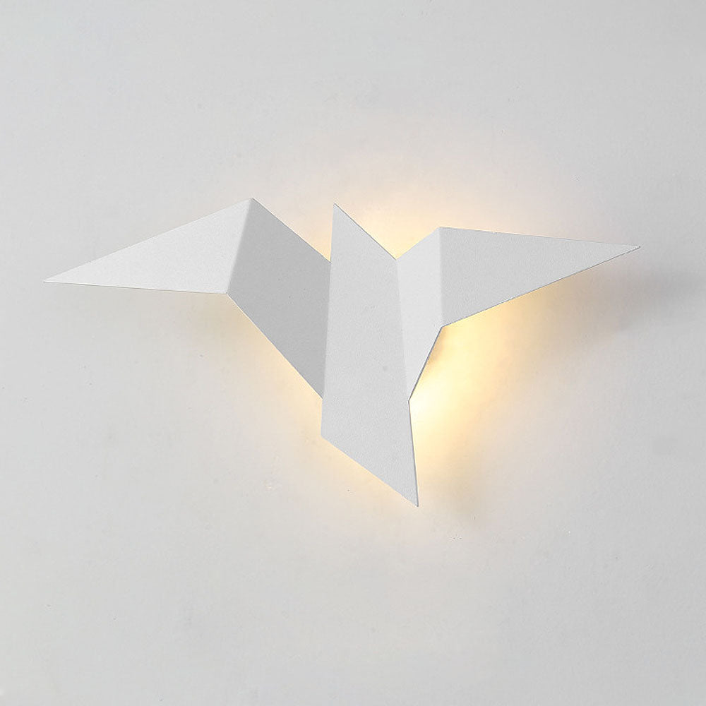 Aviora LED Wall Lamp – Elegant Bird-Inspired Light for Contemporary Interiors