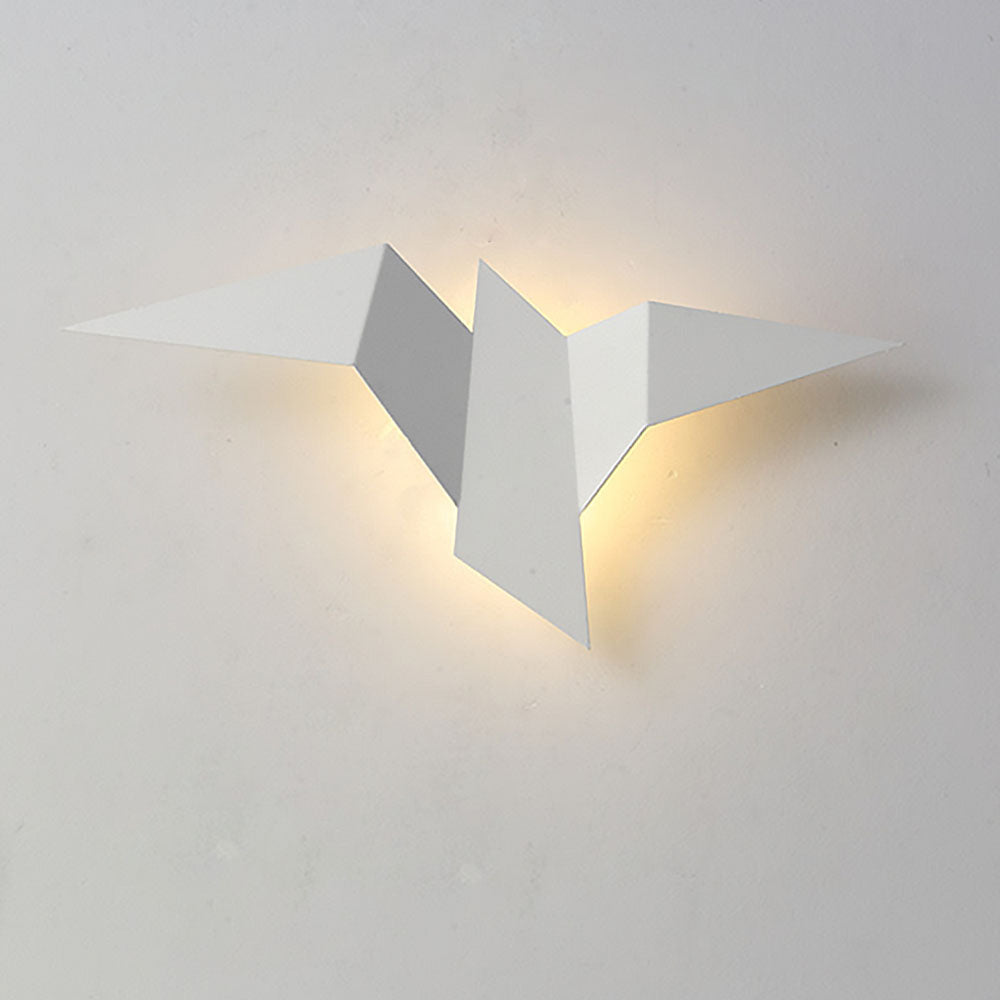 Aviora LED Wall Lamp – Elegant Bird-Inspired Light for Contemporary Interiors