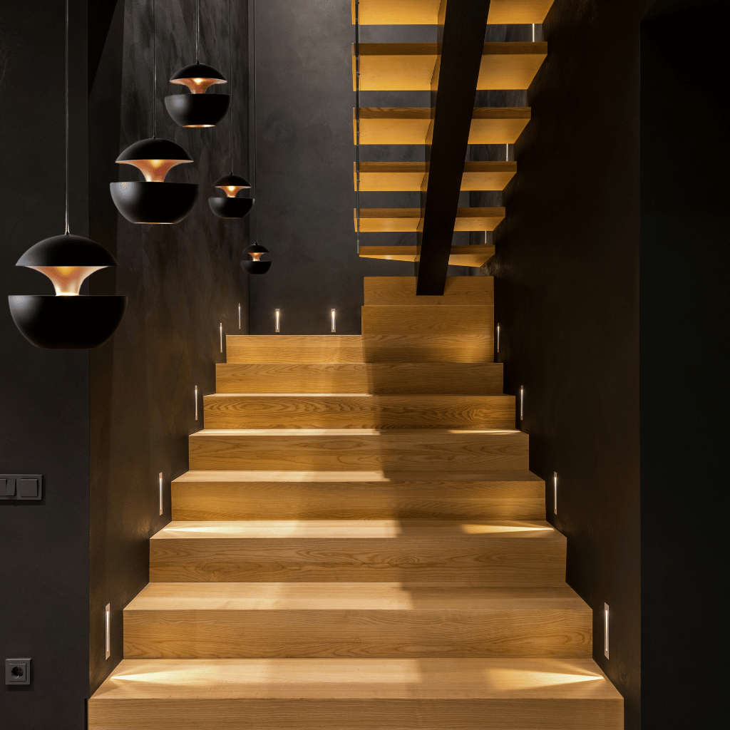 AureaDome Pendant Lamp – White & Gold Elegance for Modern Dining Spaces