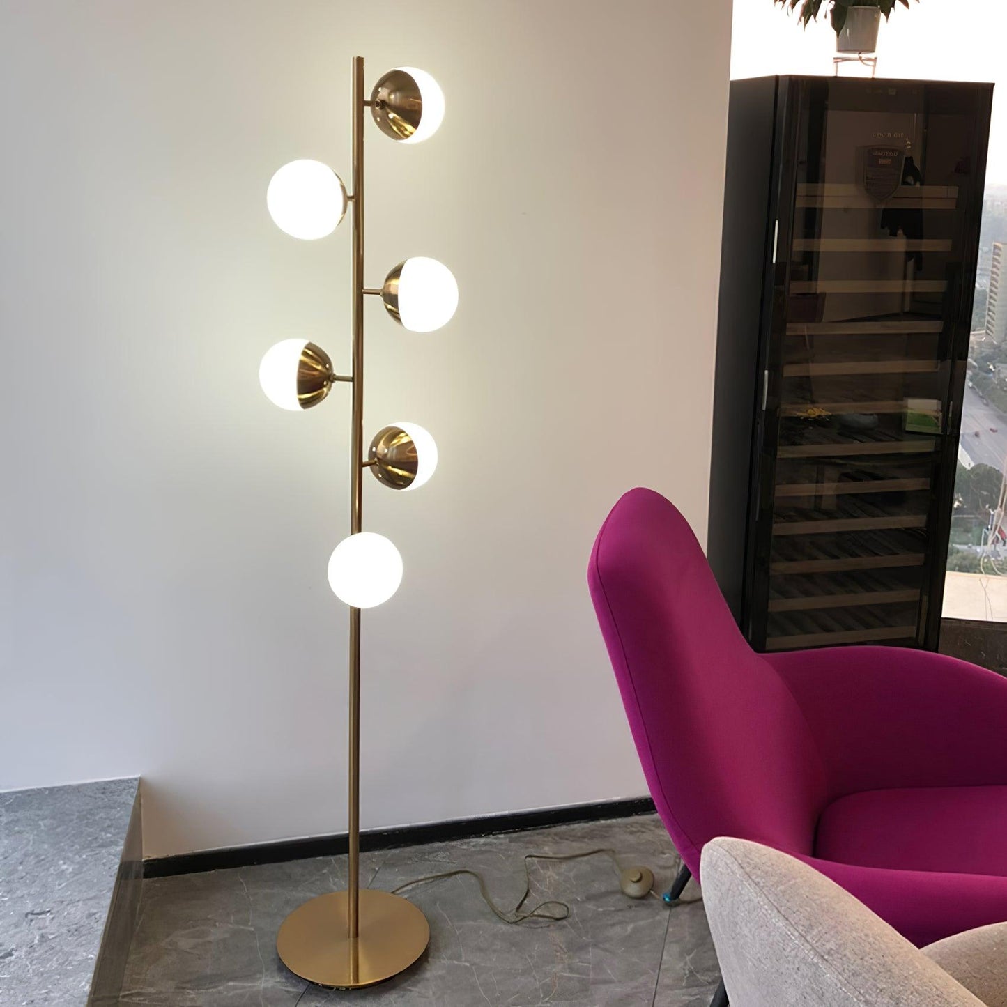 Veluna LED Floor Lamp – Retro Elegant Lighting for Modern Interiors