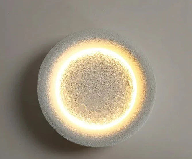 SeleneGlow – Artistic Lunar Wall Lamp for Ambient Interiors