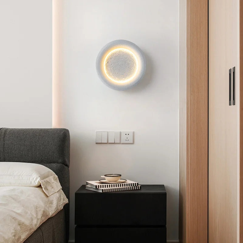 SeleneGlow – Artistic Lunar Wall Lamp for Ambient Interiors