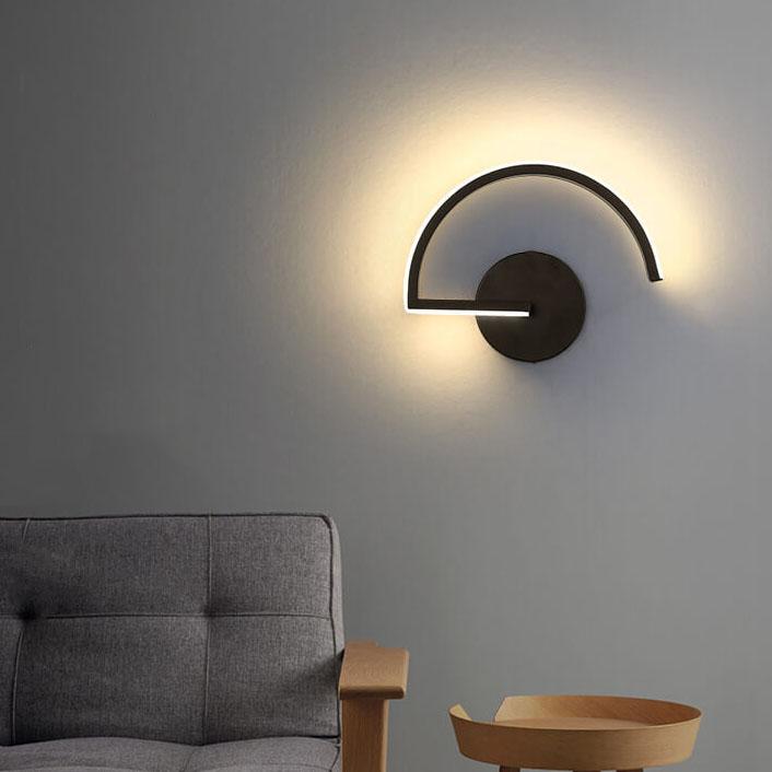 ArcGlow Lamp – Contemporary Curved Aluminum Wall Light | Minimalist LED Illumination