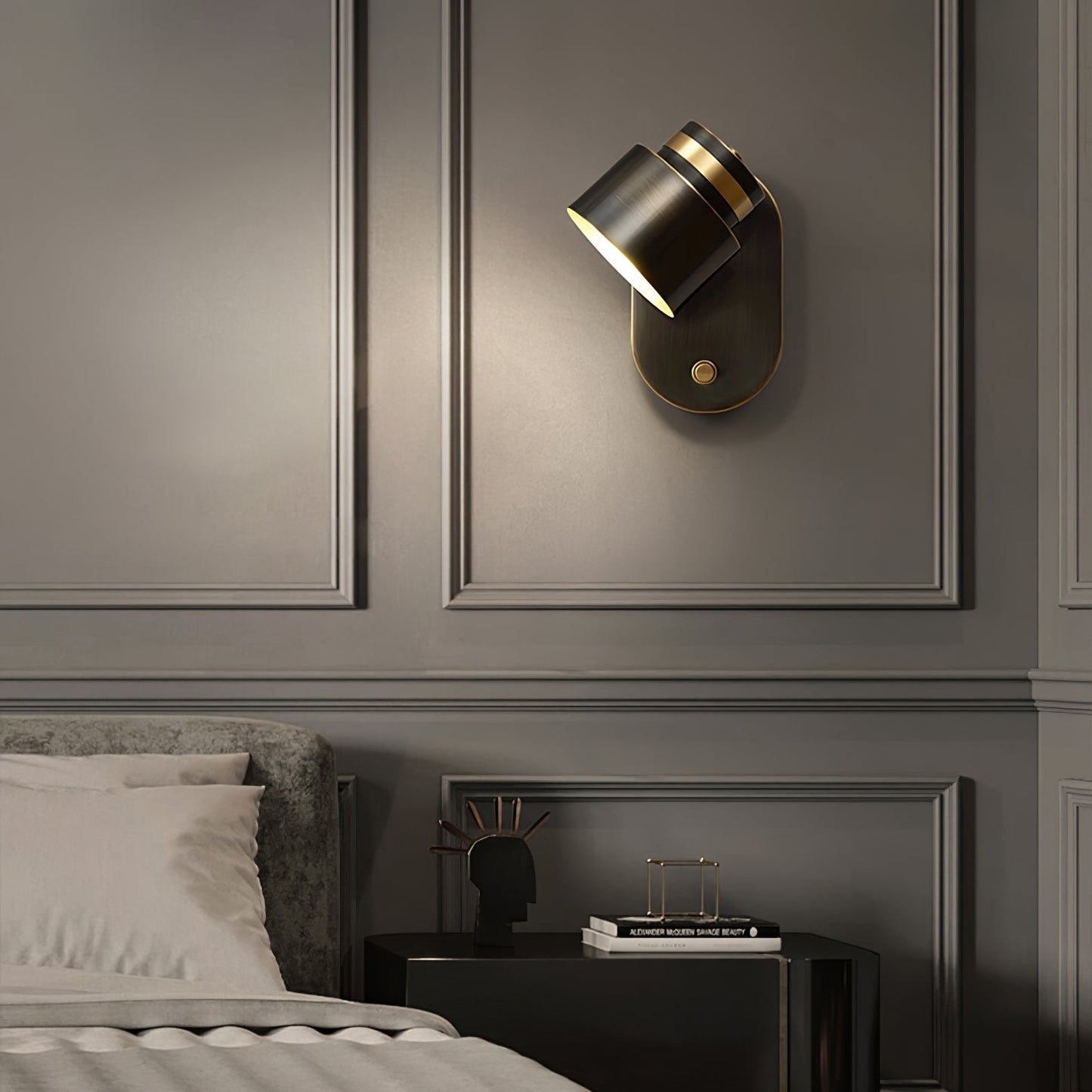 Brillare Wall Light – Sleek Gloss Finish for Contemporary Homes