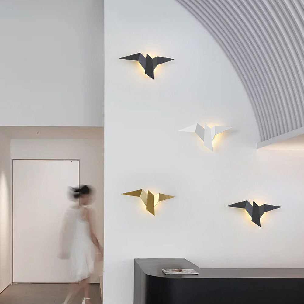 Aviora LED Wall Lamp – Elegant Bird-Inspired Light for Contemporary Interiors