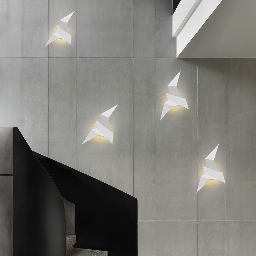 Aviora LED Wall Lamp – Elegant Bird-Inspired Light for Contemporary Interiors