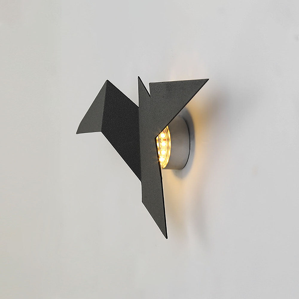 Aviora LED Wall Lamp – Elegant Bird-Inspired Light for Contemporary Interiors