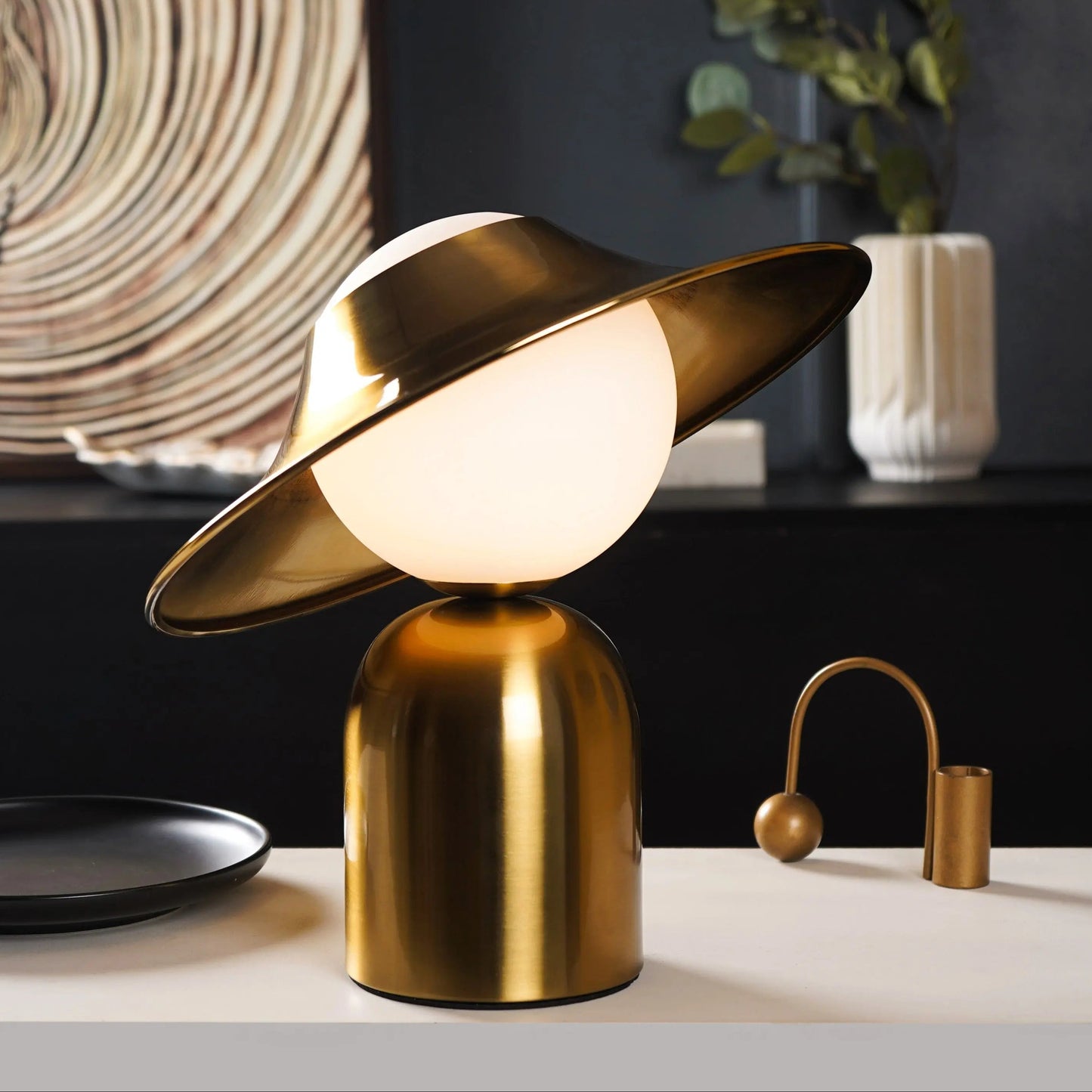 Aurora LED Table Lamp – Elegant Gold Scandinavian Design for Cozy Interiors