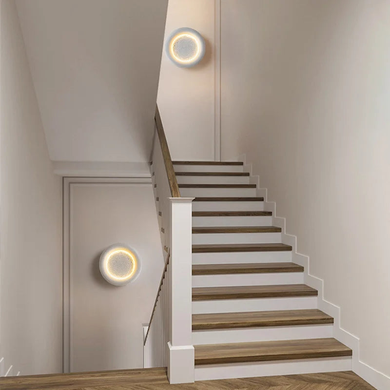 SeleneGlow – Artistic Lunar Wall Lamp for Ambient Interiors