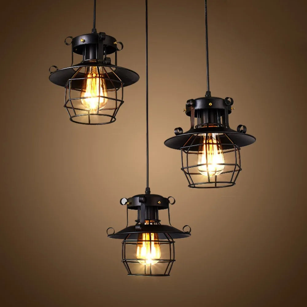 VintaRay – Retro Industrial Pendant Light