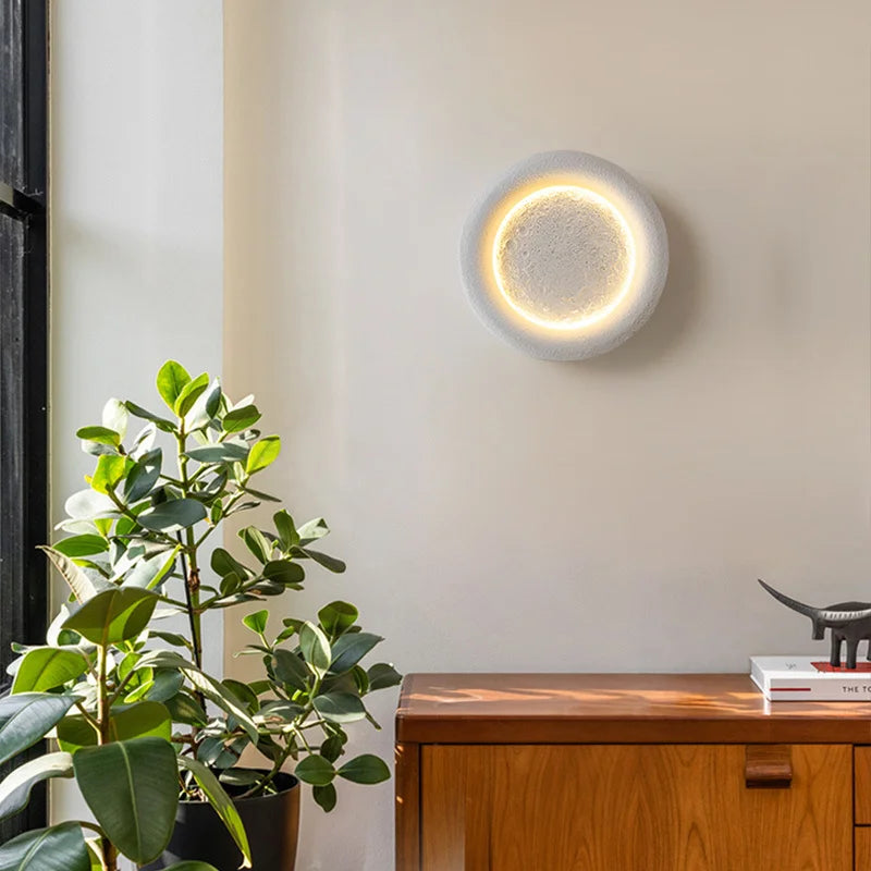 SeleneGlow – Artistic Lunar Wall Lamp for Ambient Interiors