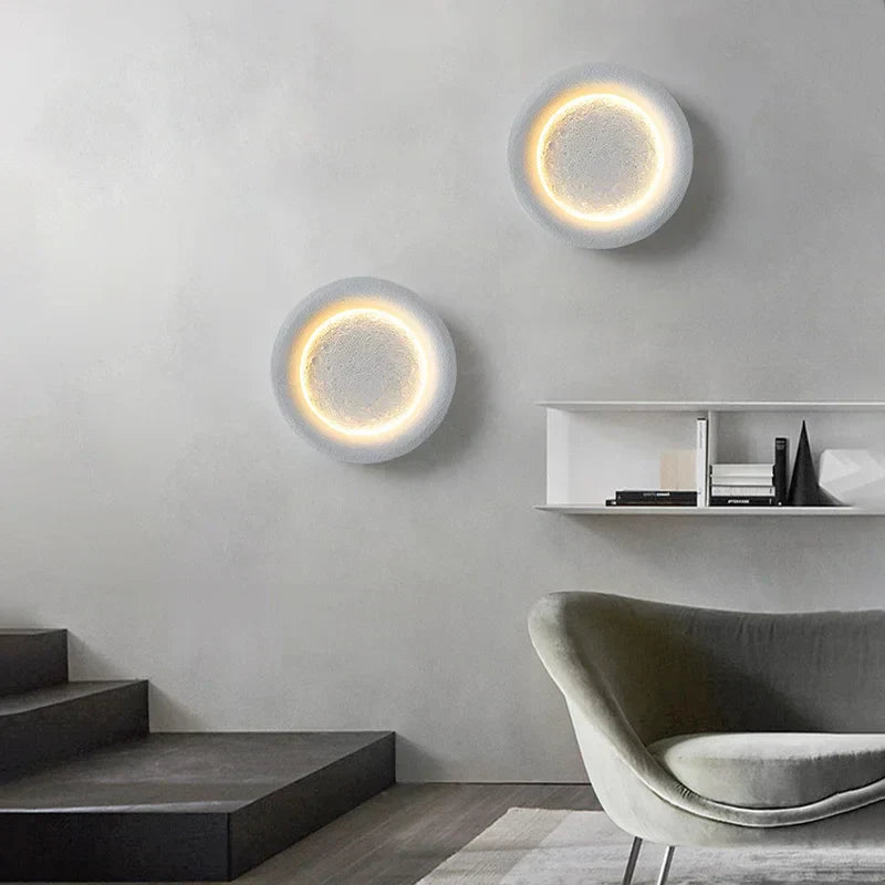SeleneGlow – Artistic Lunar Wall Lamp for Ambient Interiors